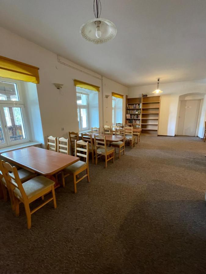 Hostel Gosciniec Szczeliniec Karlow Exteriér fotografie