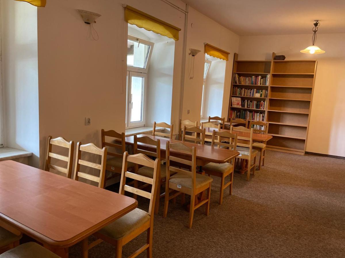 Hostel Gosciniec Szczeliniec Karlow Exteriér fotografie